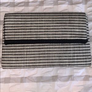 Stella & Dot Black and White Clutch